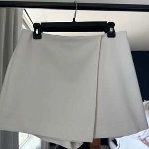 Zara White Skort